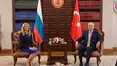 TBMM Başkanı Kurtulmuş, Bulgaristan Ulusal Meclisi Başkanı Dotsova ile bir araya geldi