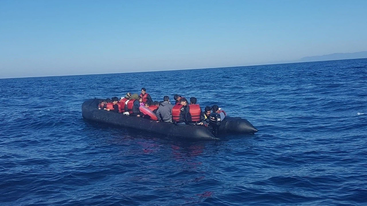 NY Times, Yunanistan’ın mültecilere zulmünü yazdı