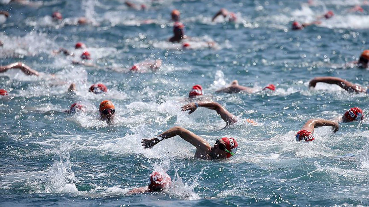 İstanbul Boğazı'nda 32. kez kulaç atılacak
