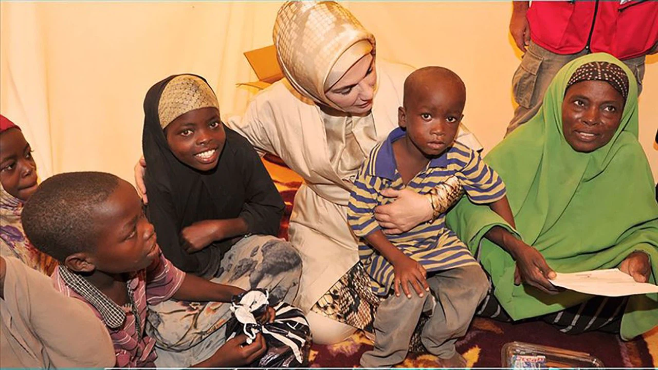 Emine Erdoğan: Türkiye dünyanın en cömert ülkesidir