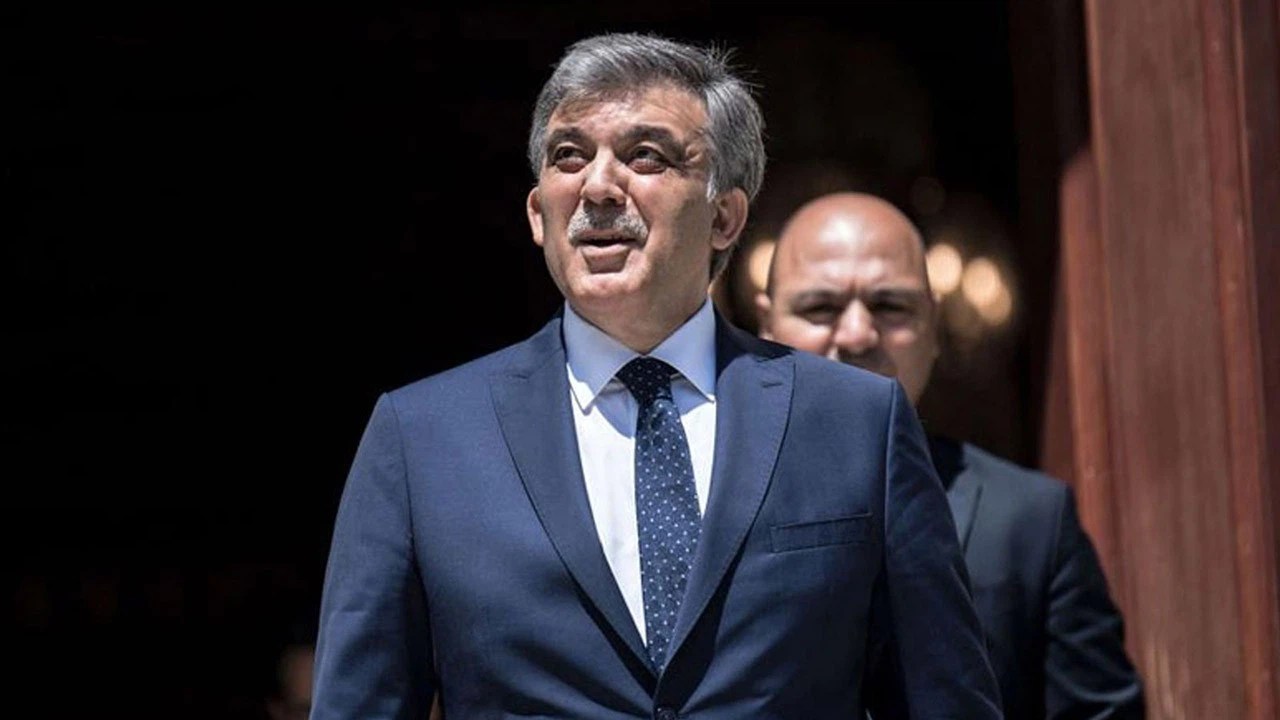 Abdullah Gül her yolu deniyor