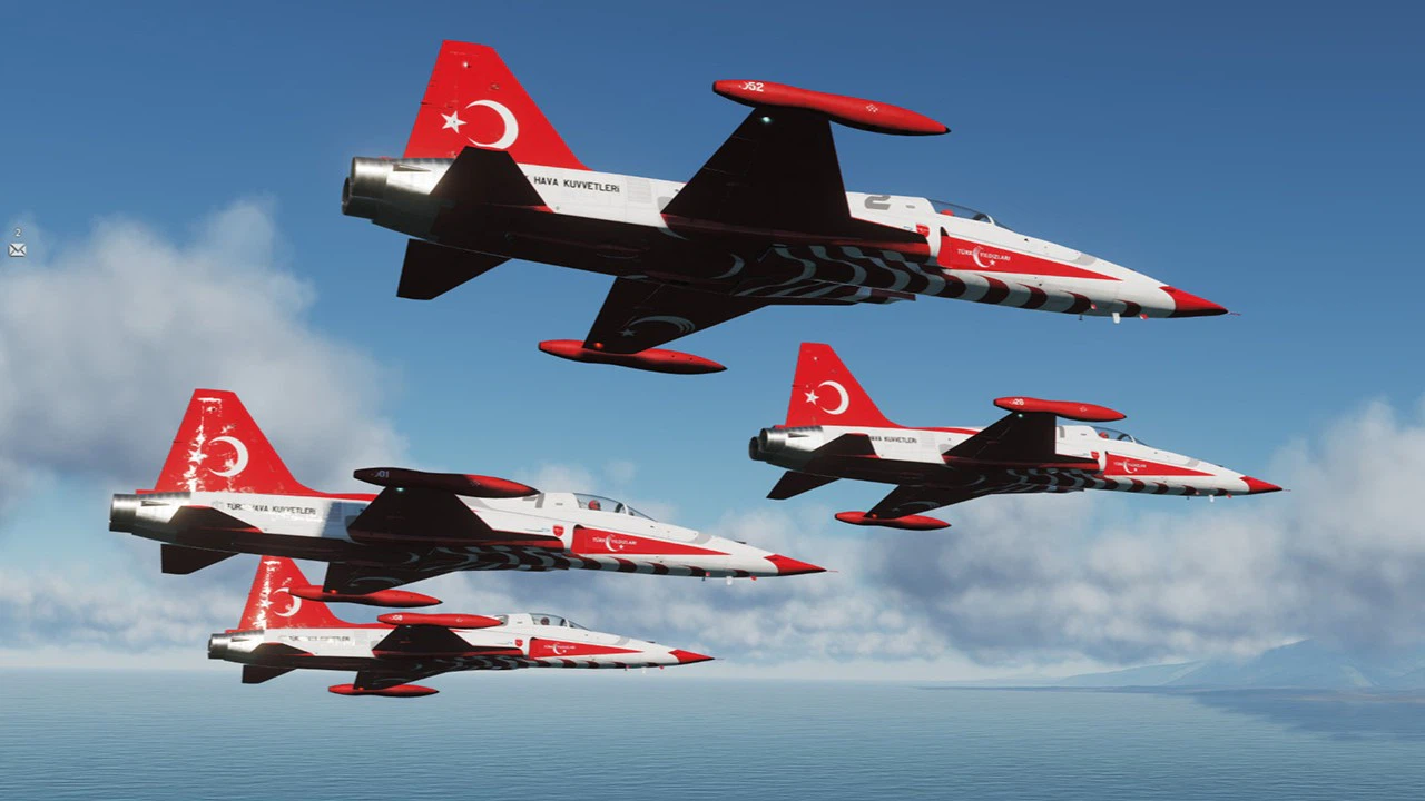 Türk Yıldızları'ndan gövde gösterisi