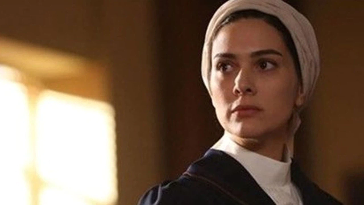 Bergüzar Korel: "Hepsini tek tek ifşa edeceğim"