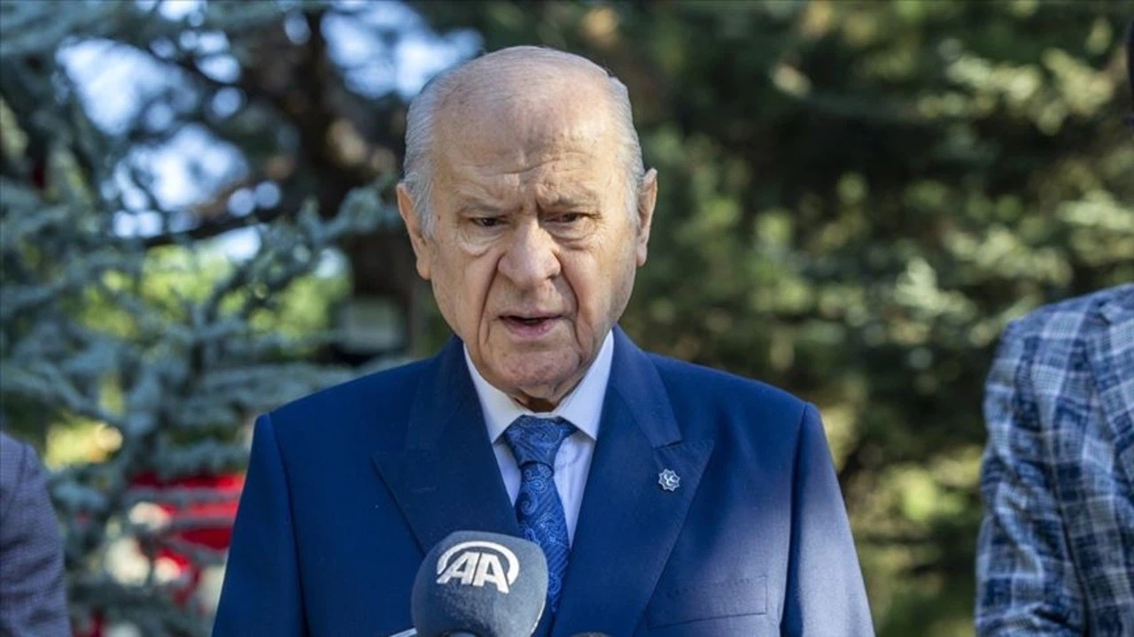 Bahçeli : Tabipler Birliği derhal ve gecikmeksizin kapatılmalıdır