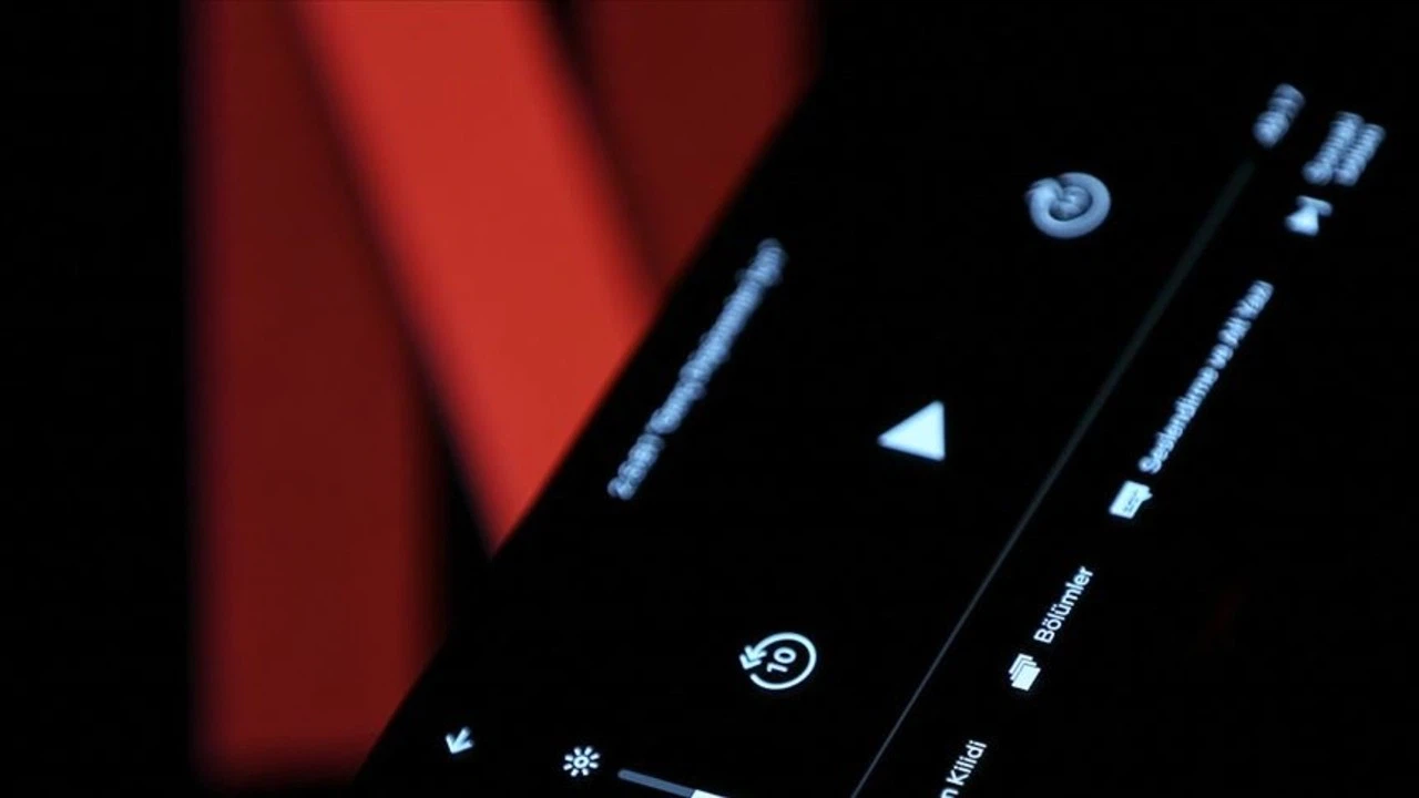 'Minnoşlar' filmi nedeniyle Netflix abonelik iptallerinde patlama yaşandı