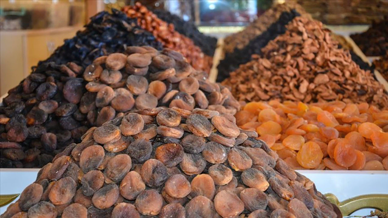 TMO kuru kayısıyı 21-23 liradan alacak