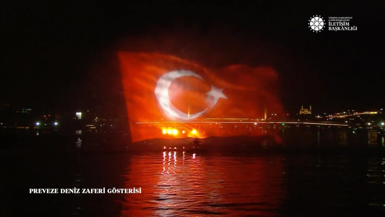 Preveze Zaferi, Haliç'te canlandırıldı