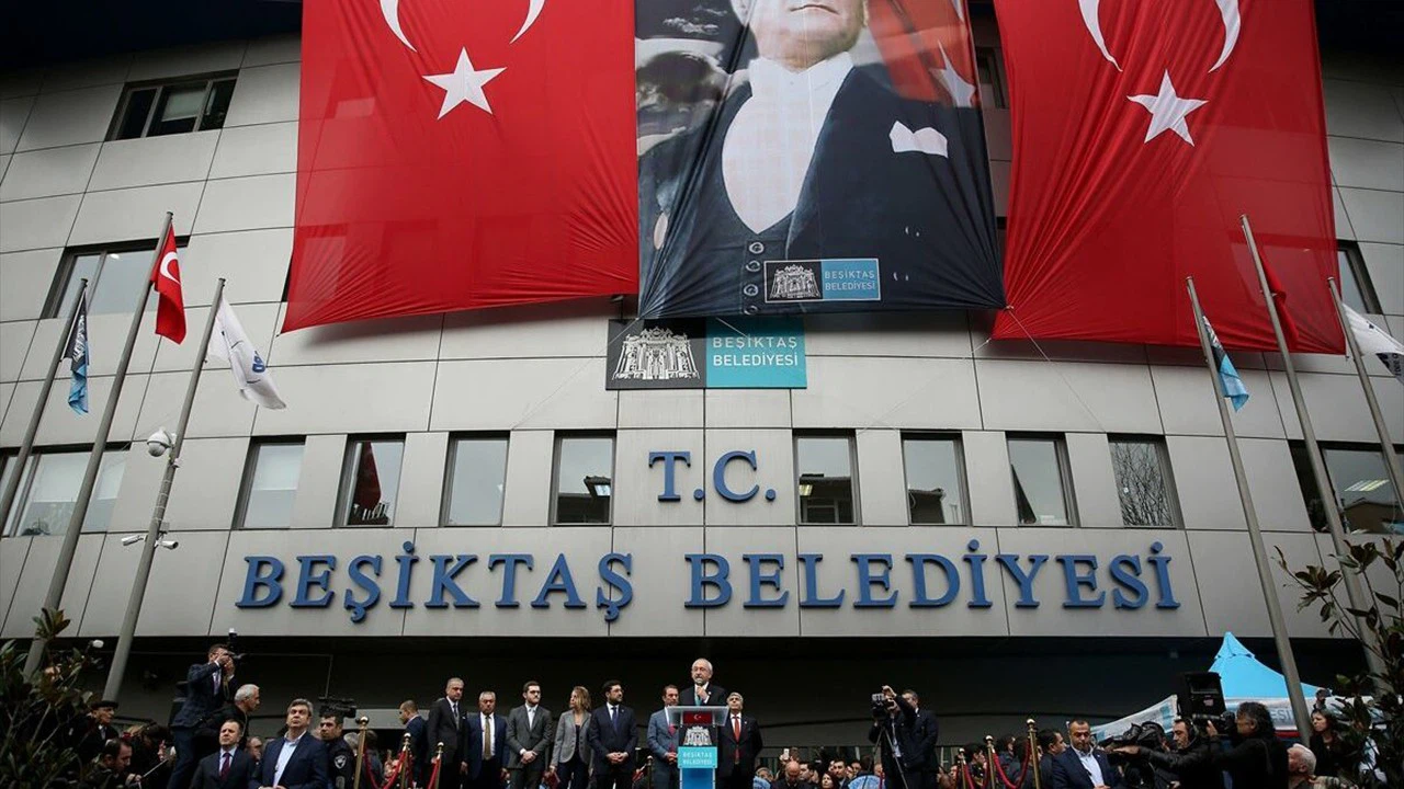 Beşiktaş Belediye Başkanı koronavirüse yakalandı