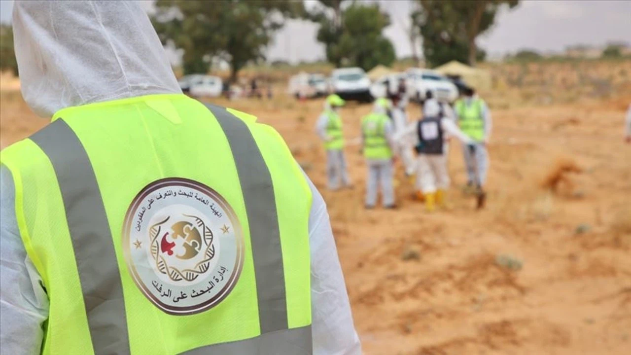 Libya'nın Terhune kentinde toplu mezarlarda 12 cesede daha ulaşıldı