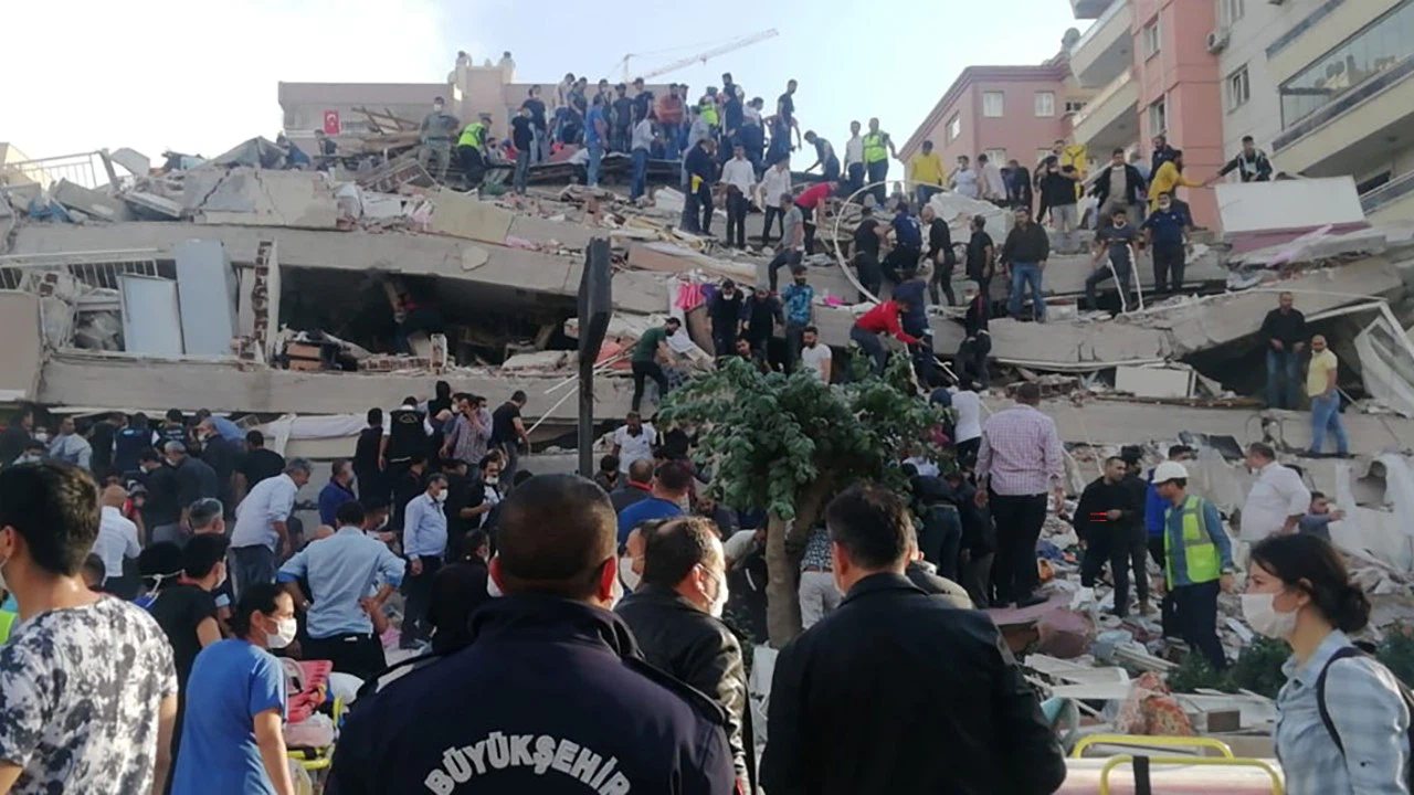 Depremden etkilenenlere 5 milyon TL kaynak