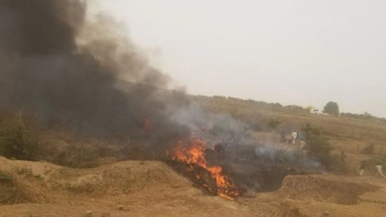 F-15 tipi savaş uçağı düştü!