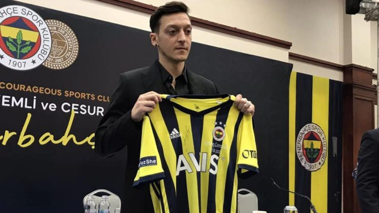 Mesut Özil, Neymar'ı solladı!