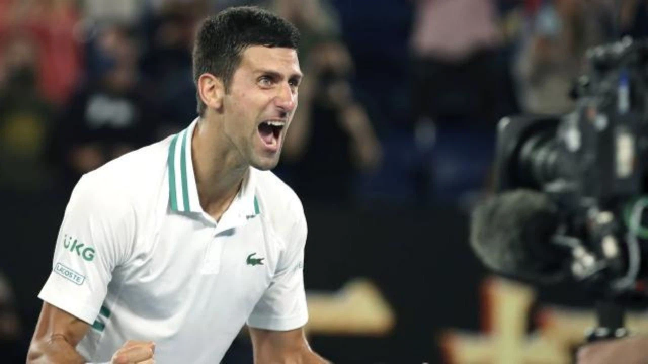 Djokovic, Federer'in rekoruna ortak oldu