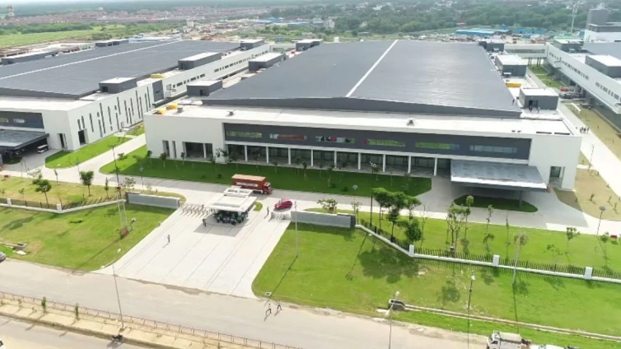 Dev akıllı telefon markası Oppo test üretimine başladı