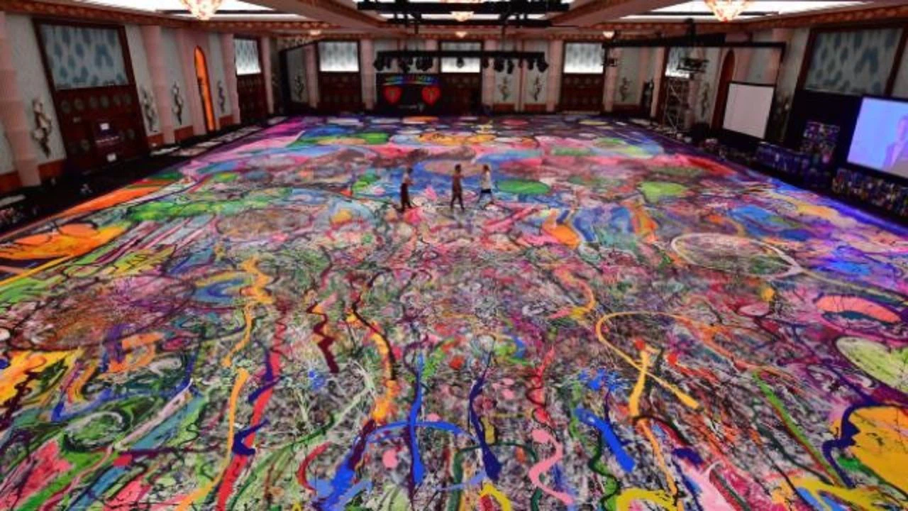 Dünyanın en büyük tuval resmi 62 milyon dolara satıldı