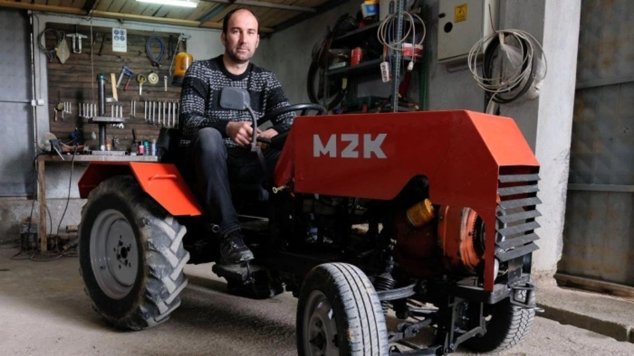 Evinin garajında 10 vitesli mini traktör yaptı