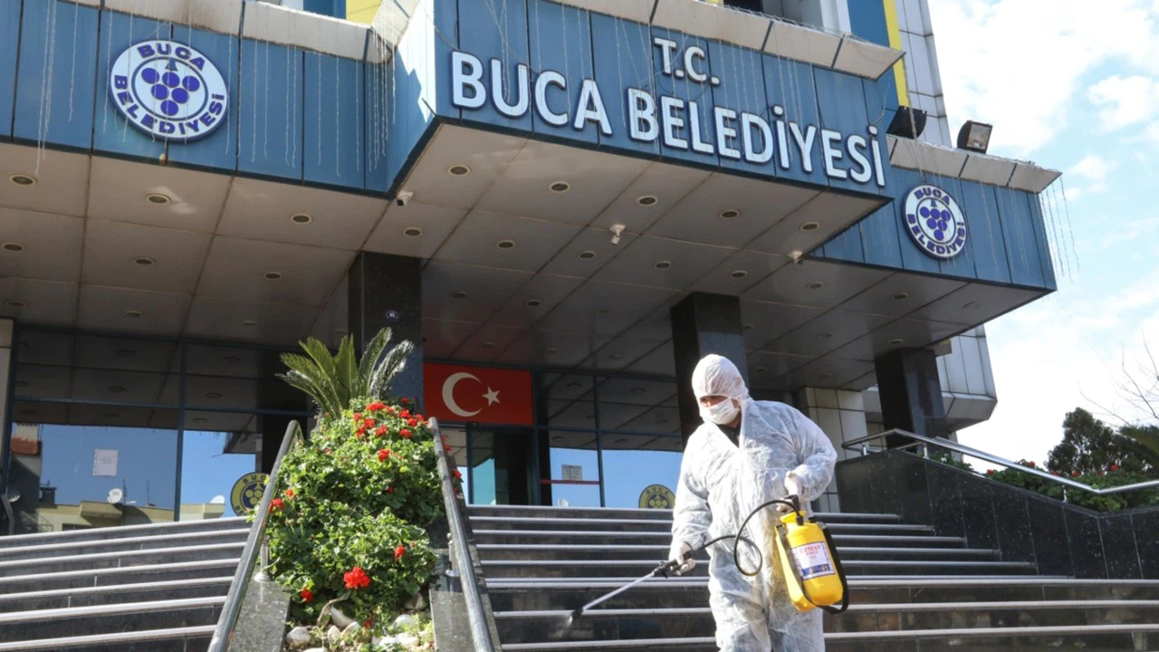 CHP'li Buca Belediyesi'nde milyonlarca liralık yolsuzluk iddiası