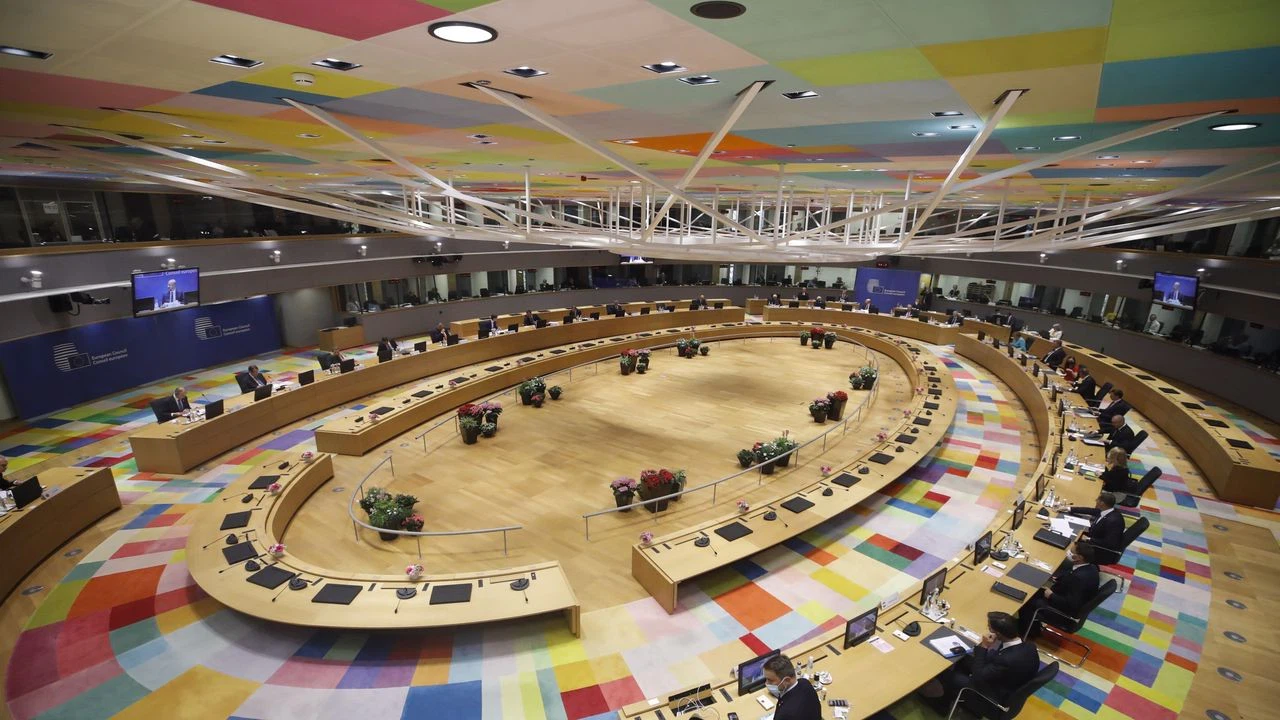 AB göç konusunda ilgili ülkelerle iş birliğini yoğunlaştıracak