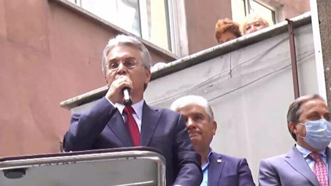 CHP'li Bülent Kuşoğlu partisinin Cumhurbaşkanı adayını açıkladı