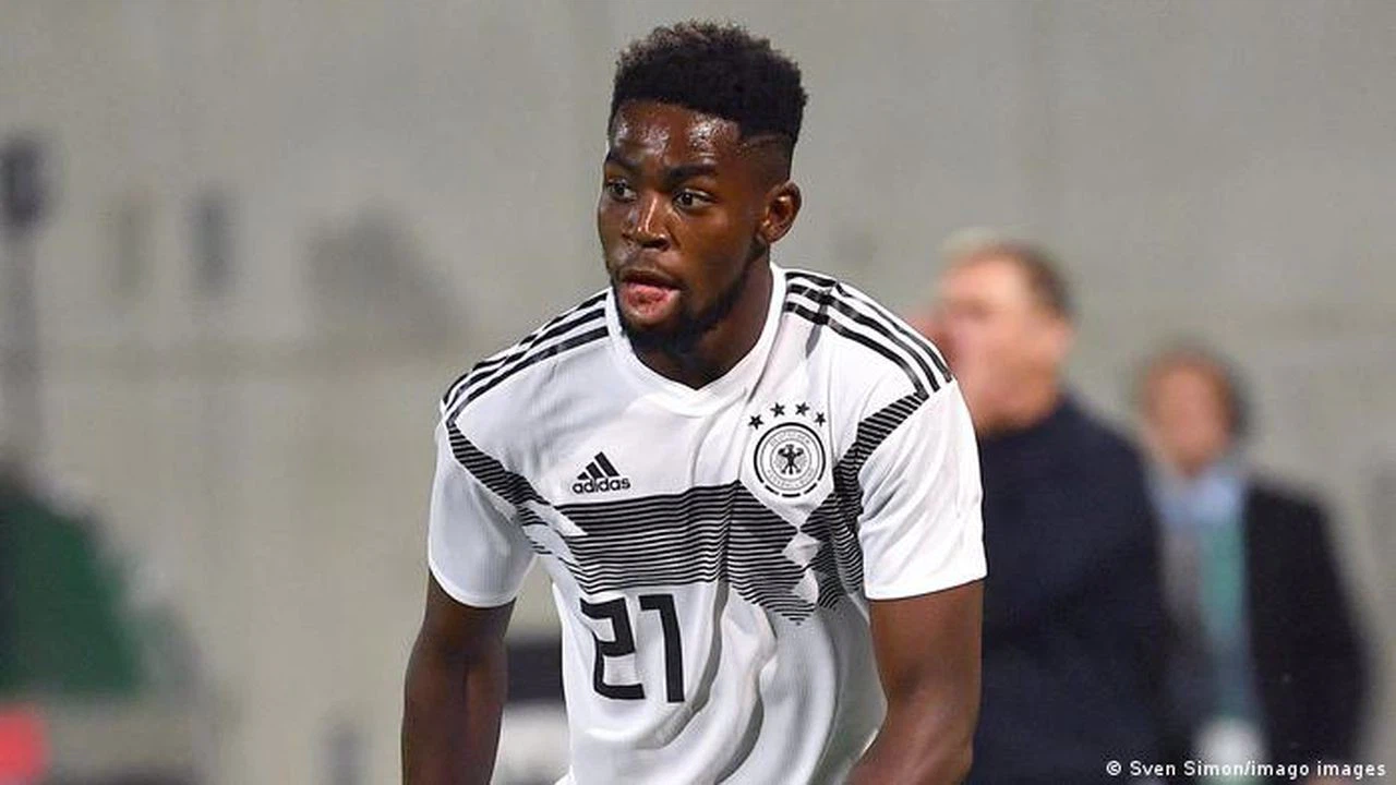 Sporda ırkçılık: Alman Milli Takımı sahayı terk etti