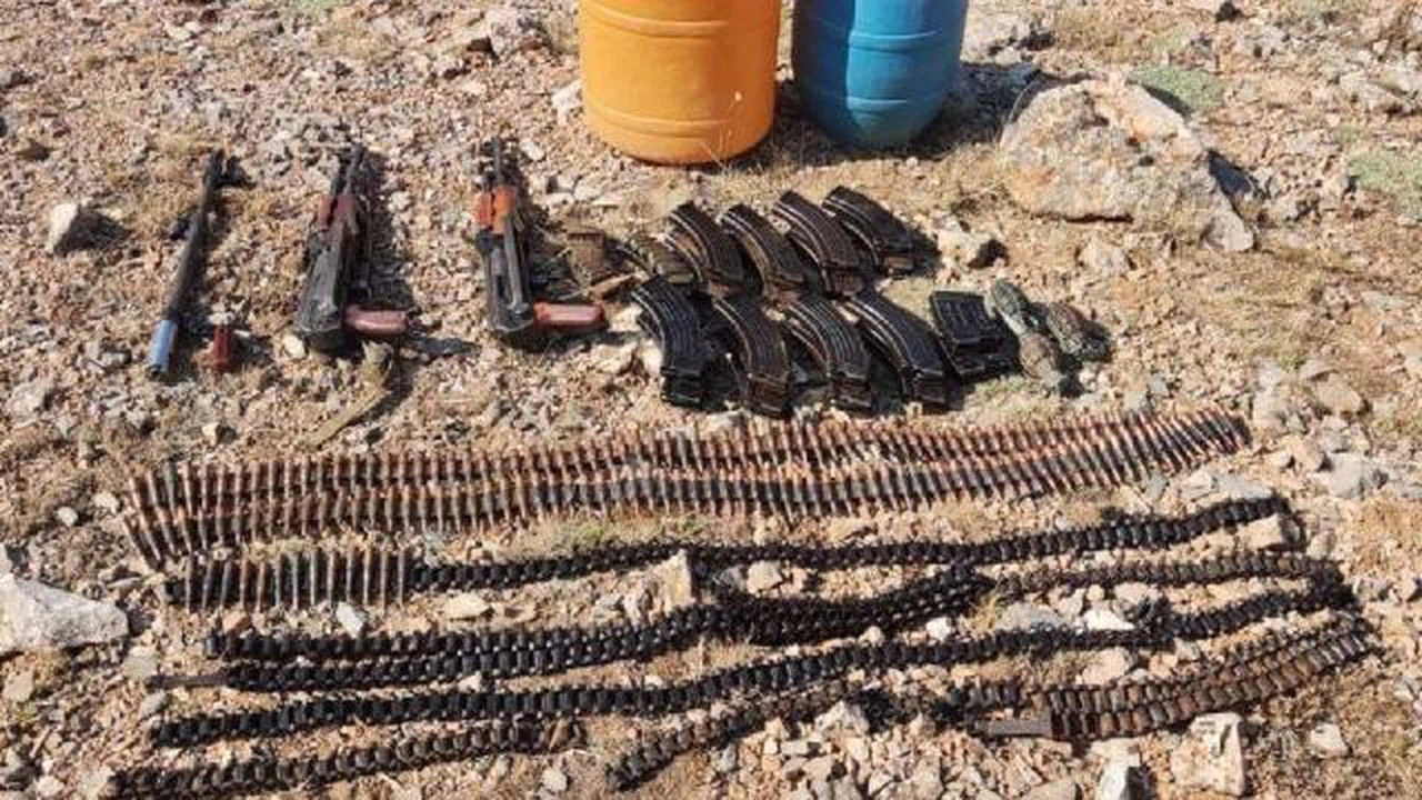 Van'da PKK'ya ait sığınak ve mühimmat ele geçirildi