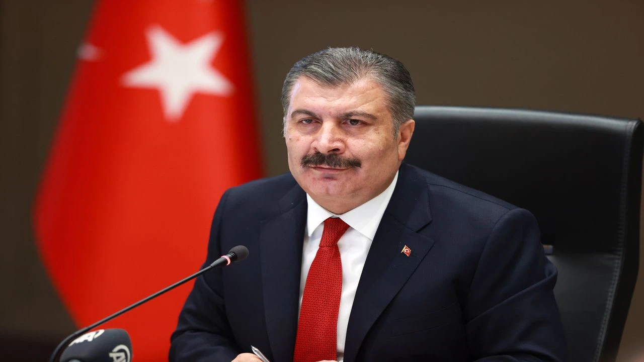 Sağlık Bakanı Koca, Koronavirüs Bilim Kurulu toplantısının ardından açıklamada bulundu