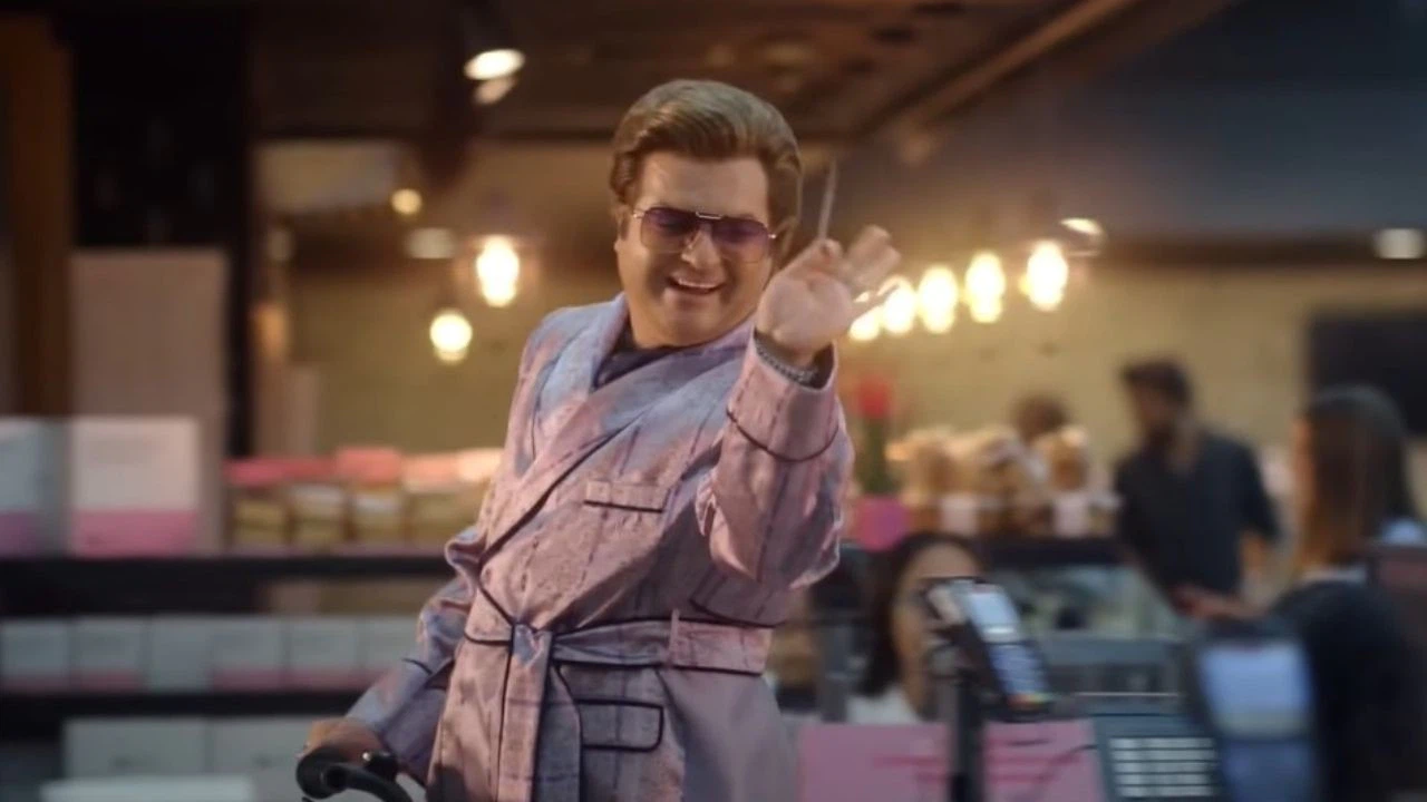 Zeki Müren'li reklam filmine tepki