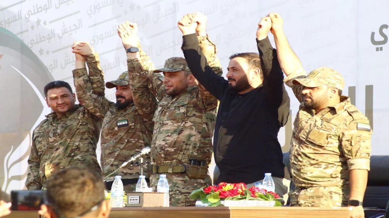Suriye'nin kuzeyinde SMO çatısı altındaki 5 askeri grup "Suriye Kurtuluş Cephesi" adıyla birleşti