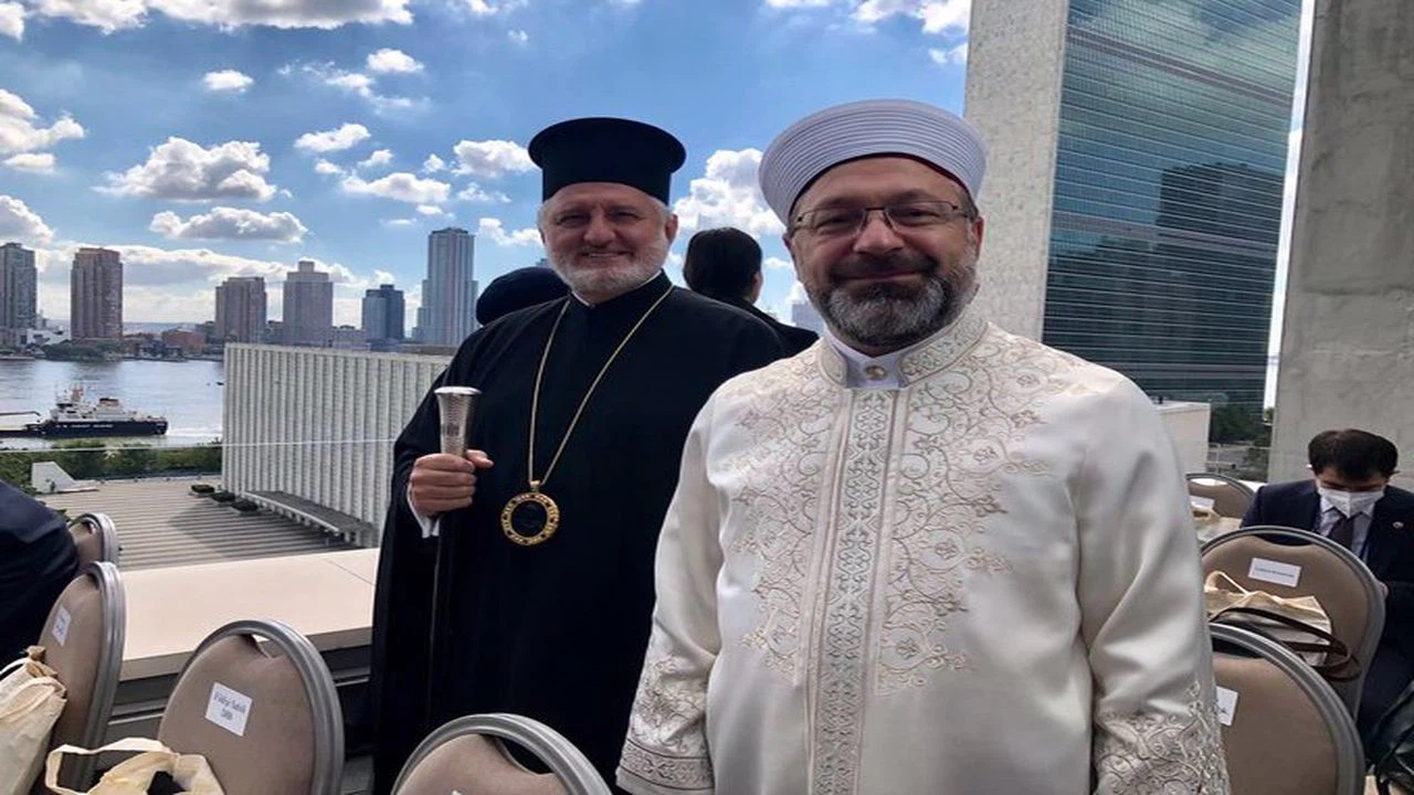 Yunanistan Başbakanı Miçotakis, Amerika Başpiskoposu Elpidoforos ile görüşmesini iptal etti