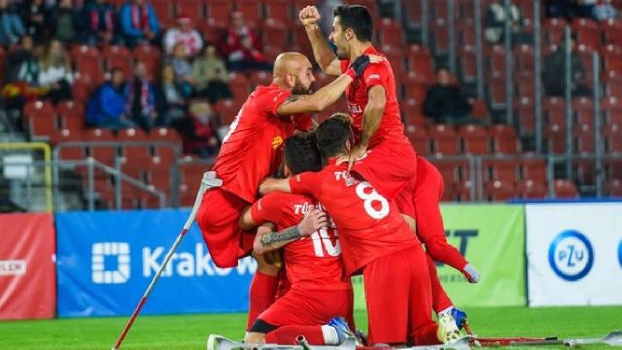 Ampute Milli Takımı'na 1,5 milyon lira başarı ödülü verilecek