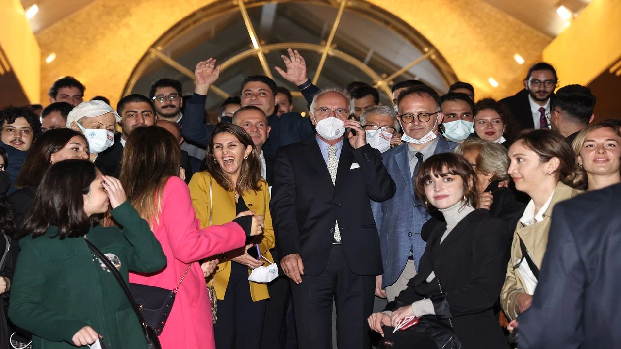 İstanbul Barosu Başkanlığına Mehmet Durakoğlu yeniden seçildi