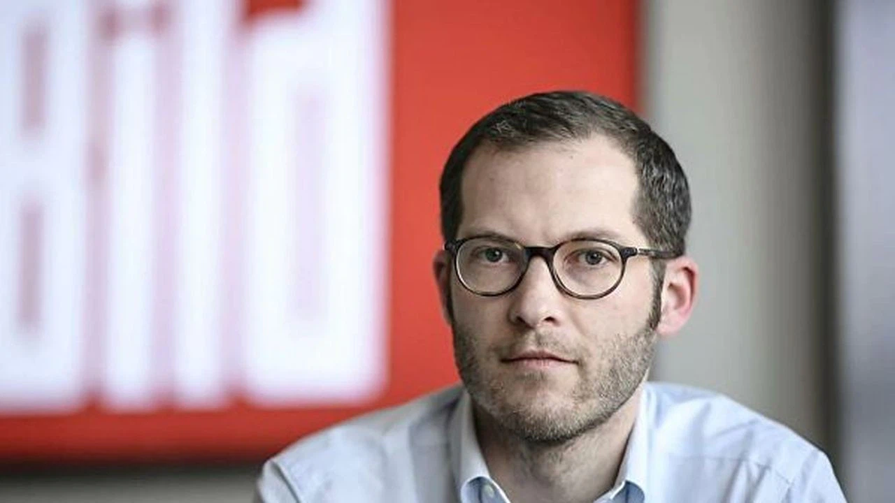 Bild gazetesinin genel yayın yönetmeni Reichelt kovuldu