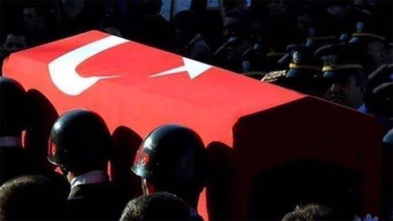 Pençe Yıldırım Operasyon Bölgesi'nde bir asker şehit oldu