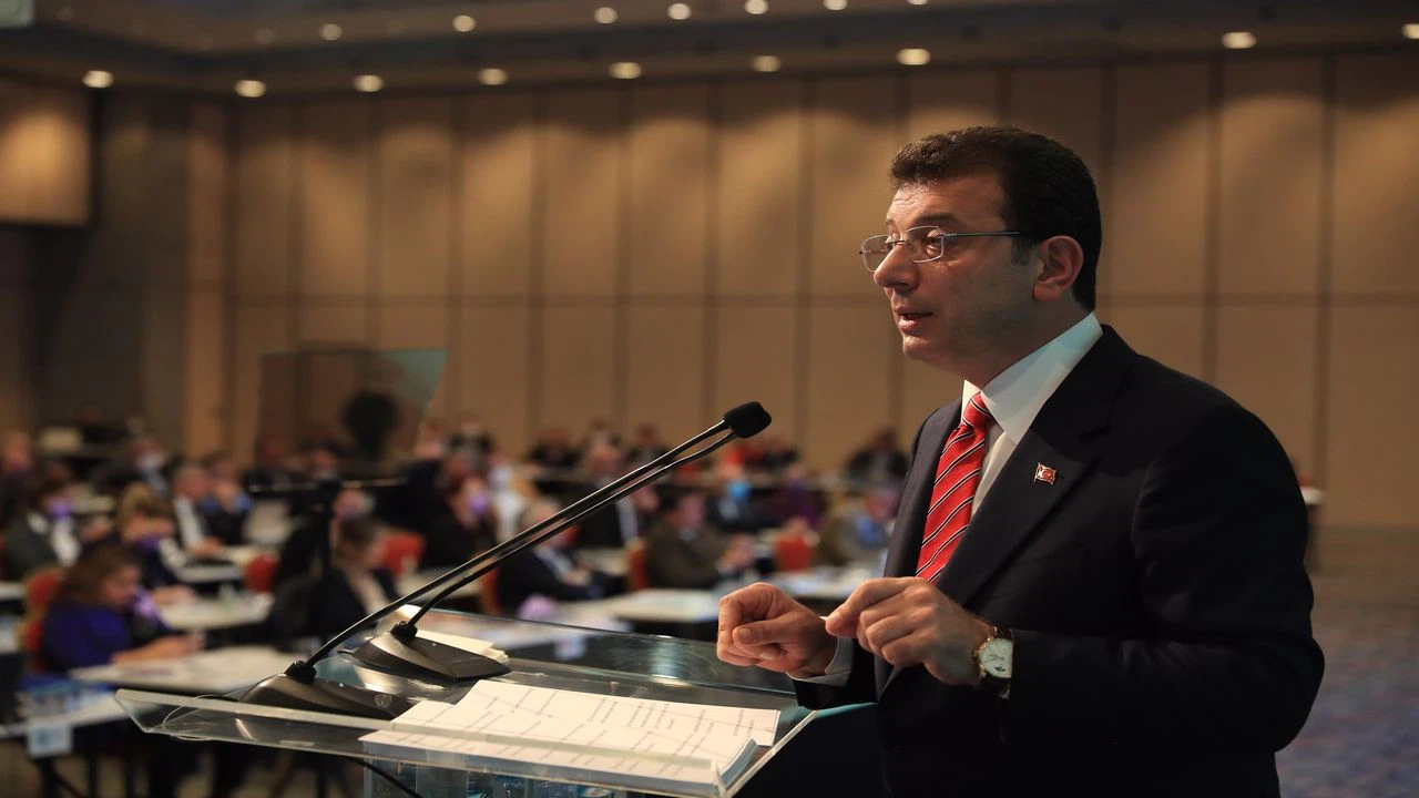 İstanbul Büyükşehir Belediyesinin 2022 bütçesi kabul edildi