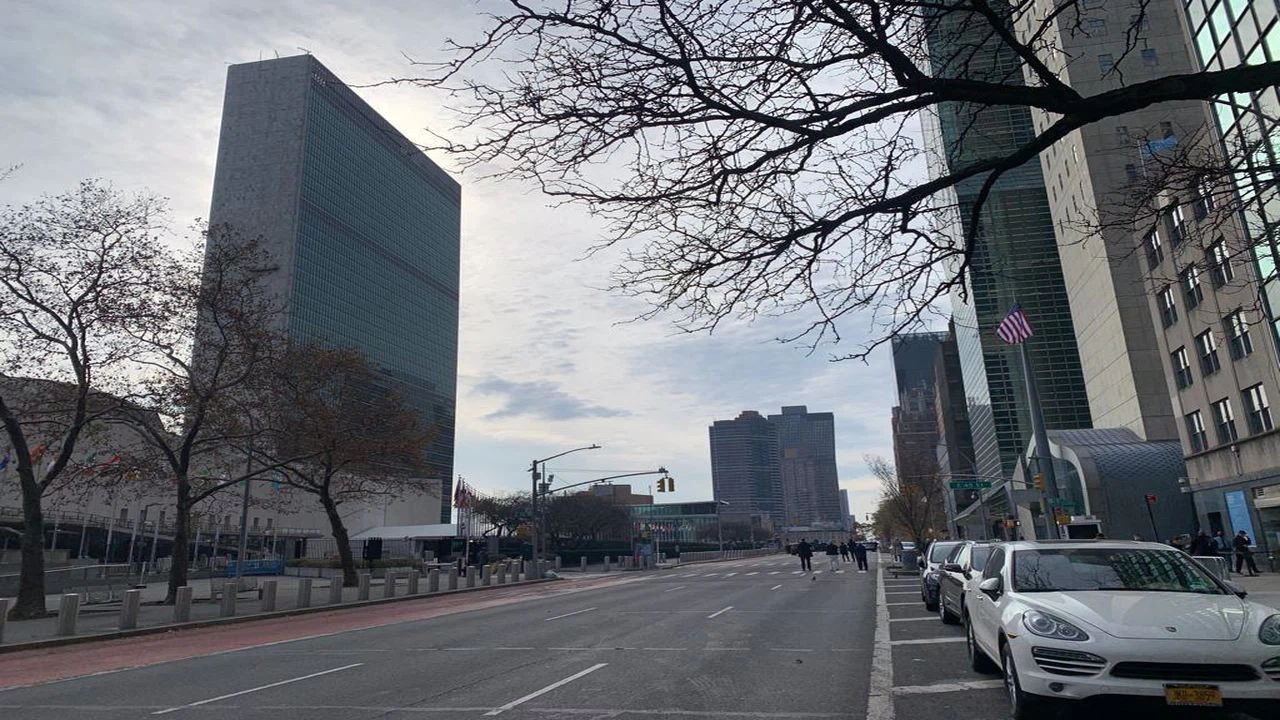 BM Genel Merkezi, bina dışındaki silahlı bir şüpheli yüzünden kapatıldı