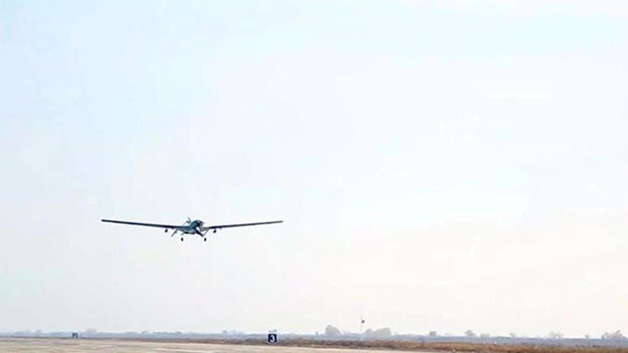 "TB2 Bayraktar insansız hava araçları, Ermenistan tanklarını ve diğer araçları parçaladı."