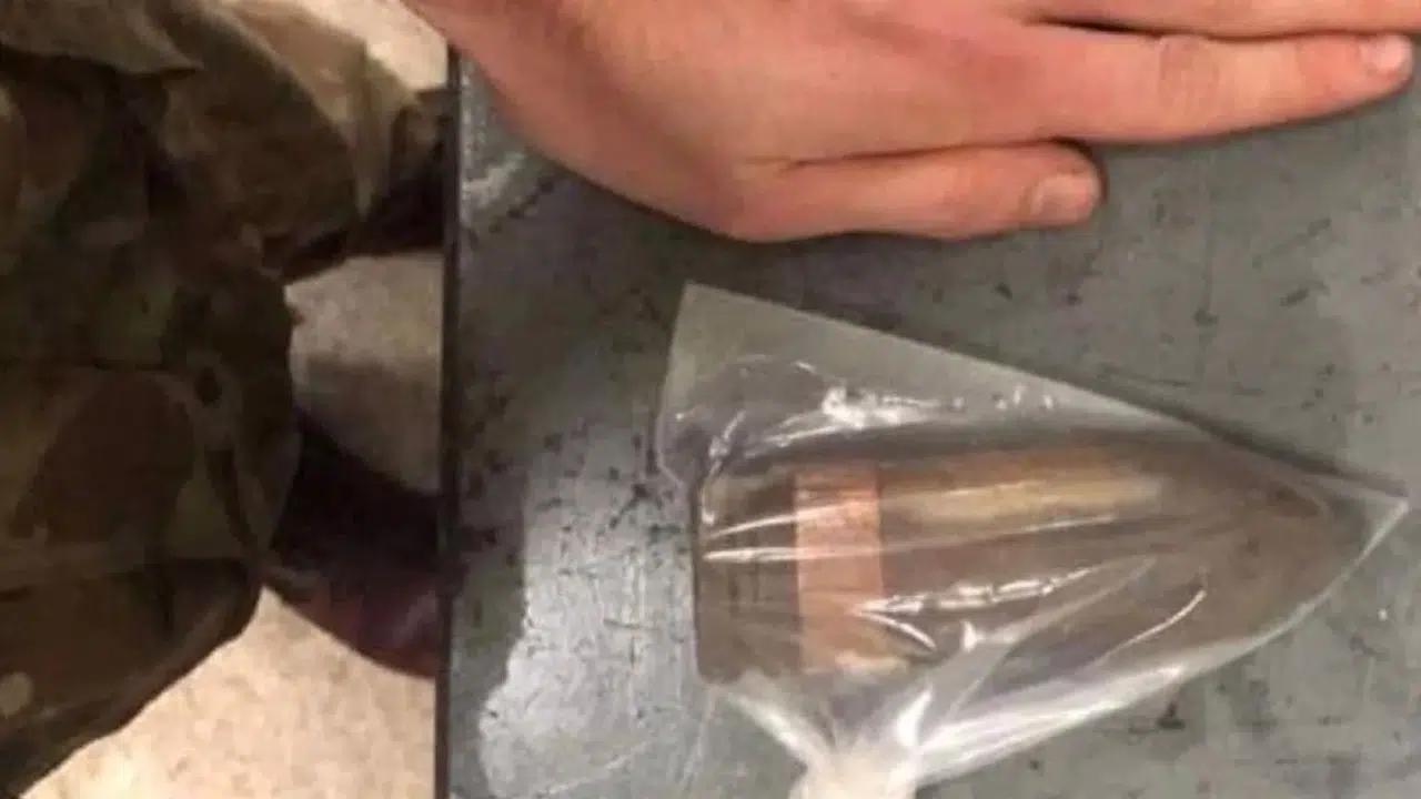 Hastaneye kaldırılan adamın makatından tanksavar mermisi çıktı!