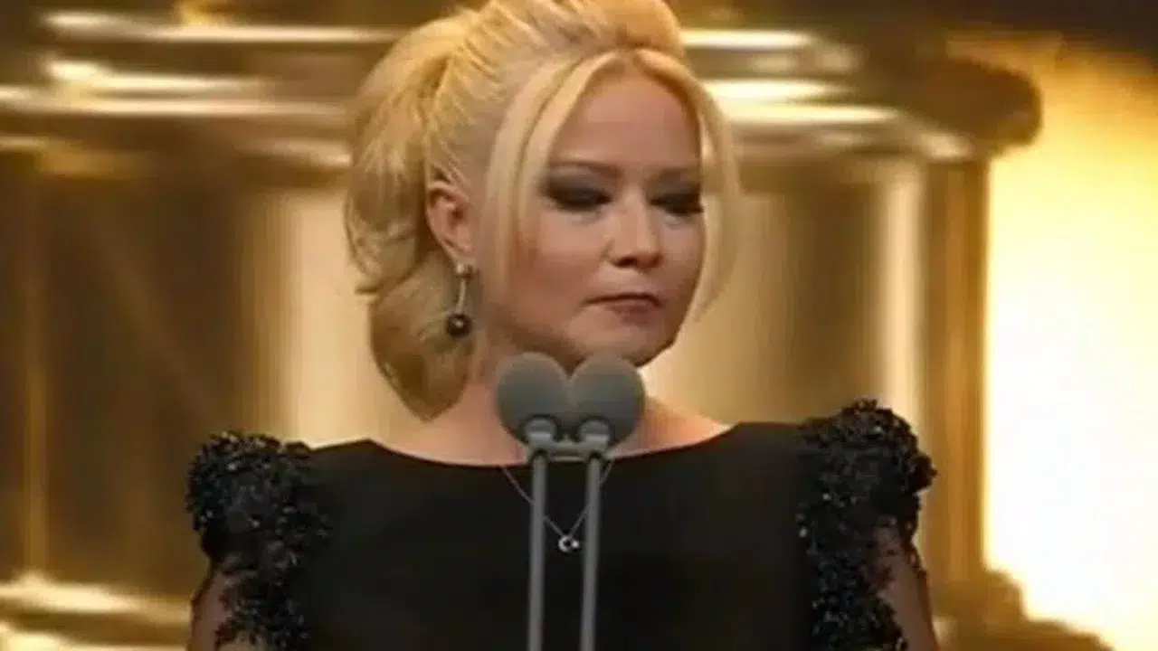 Müge Anlı'nın mutluluk gözyaşları! Ödül töreninde duygu dolu anlar