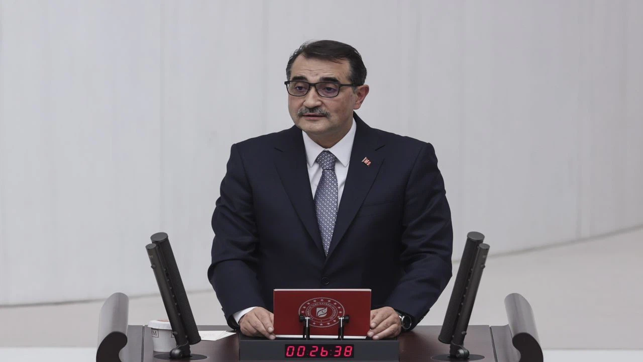 Bakan Dönmez, Enerji ve Tabii Kaynaklar Bakanlığının 2022 yılı bütçesi üzerinde TBMM Genel Kurulunda konuştu