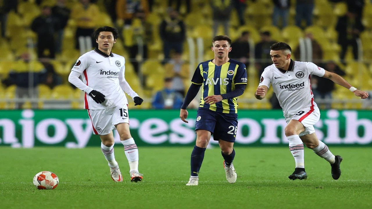 Fenerbahçe, UEFA Avrupa Ligi'ne beraberlikle veda etti