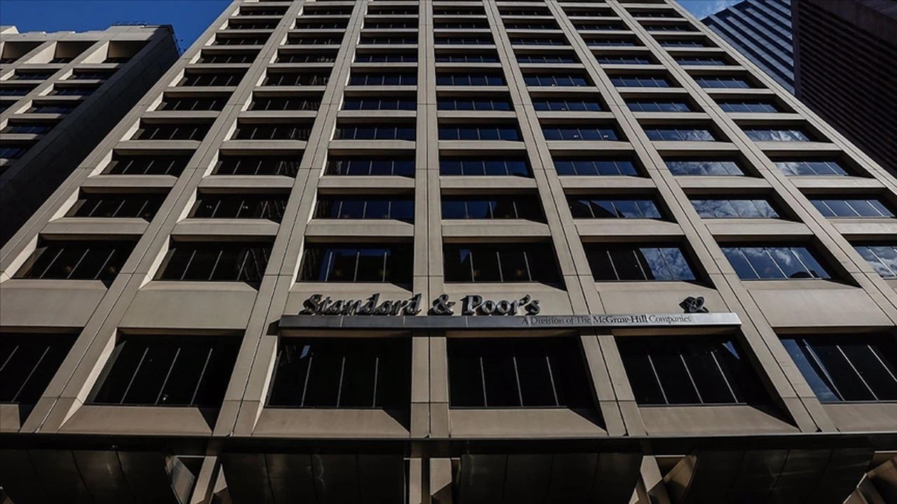 S&P, Türkiye'nin kredi notunu teyit etti
