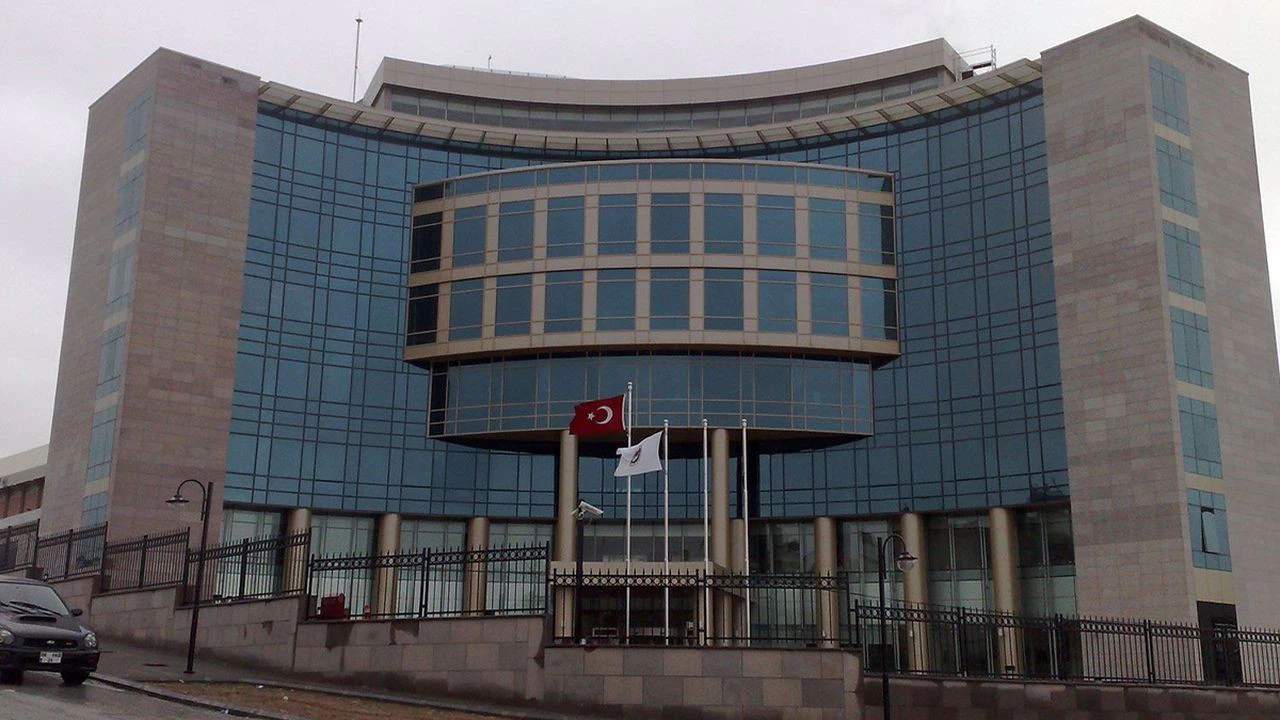 Yeni barodan ilk icraat: X-Ray dönemi bitti