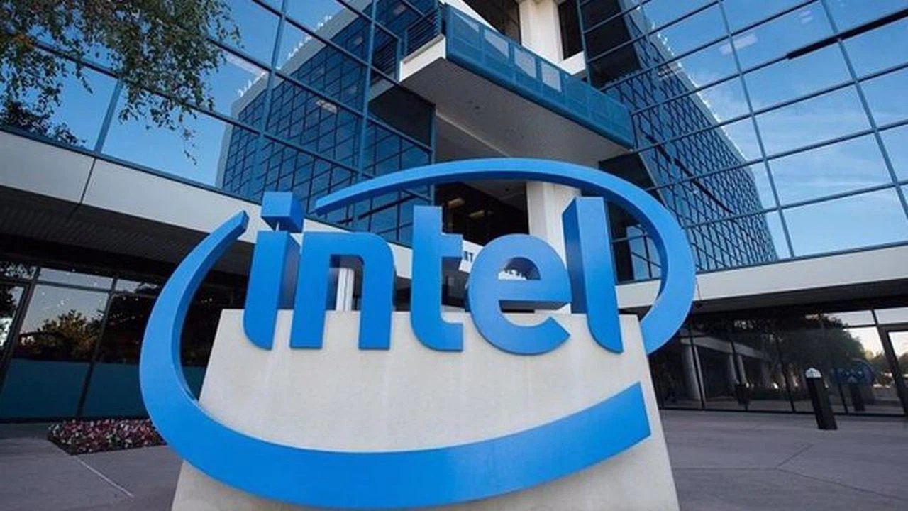 Teknoloji devi Intel Çin'den özür diledi