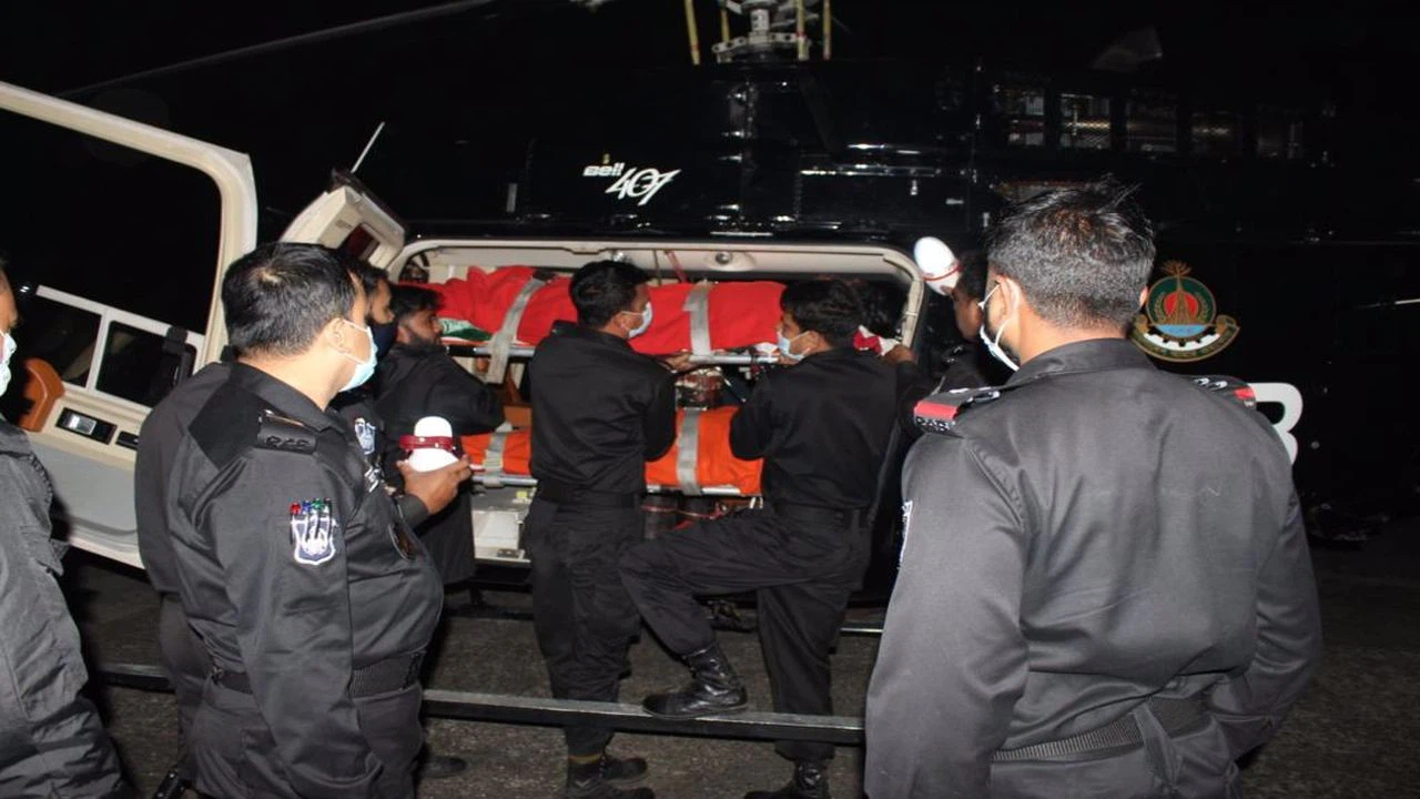 Bangladeş'te feribottaki yangında yaşamını yitirenlerin sayısı 37'ye yükseldi