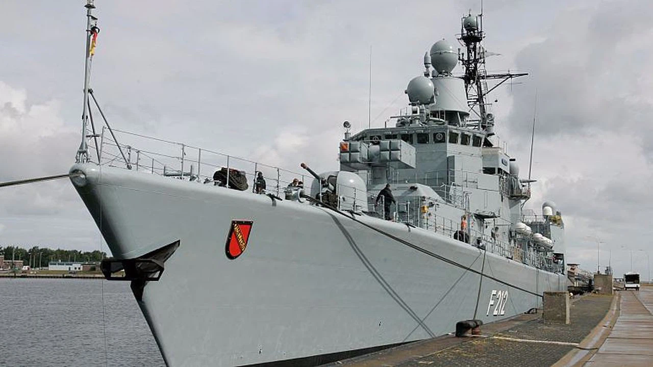 Almanya, Mısır'a fırkateyn ve hava savunma sistemi satacak