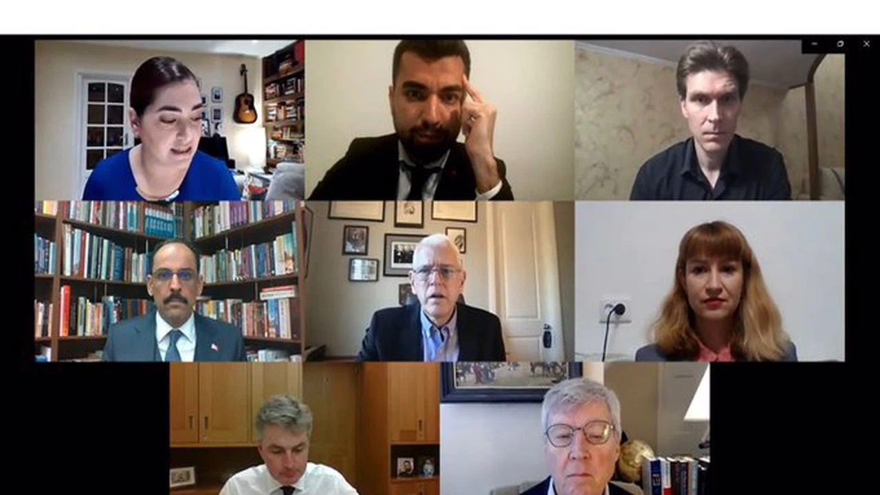 Türkiye Rusya-Ukrayna gerginliğinin çözümünde her türlü rolü oynamaya hazır