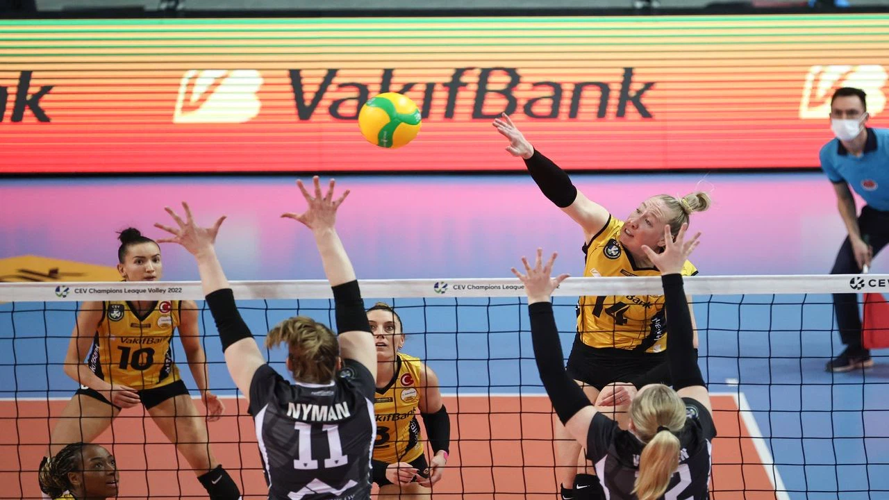 Voleybol: Kadınlar CEV Şampiyonlar Ligi VakıfBank: 3 - Salo: 0