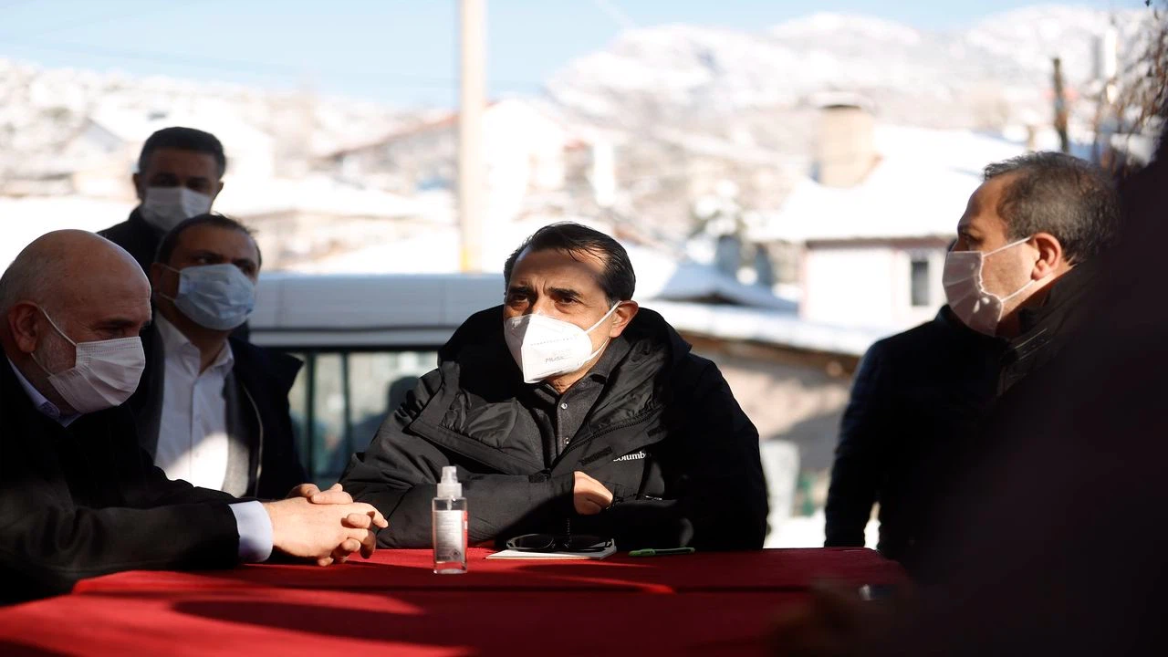 Enerji ve Tabii Kaynaklar Bakanı Dönmez'den, Isparta'daki çalışmalarla ilgili açıklama