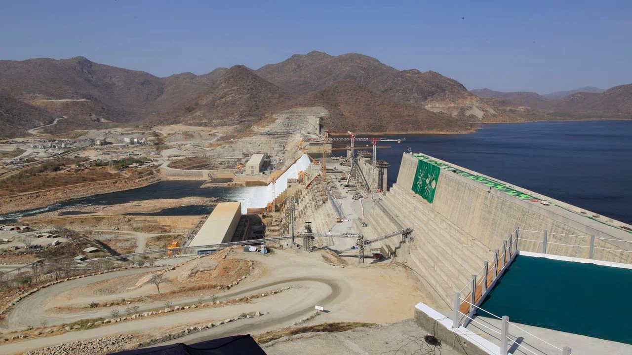 Etiyopya, Büyük Rönesans Barajı'nda ilk kez elektrik üretimine başladı