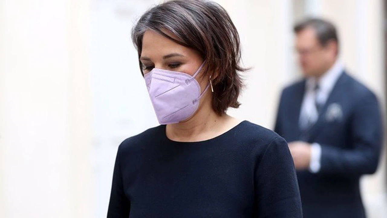 Almanya, Rusya'ya Donetsk ve Lugansk'a yönelik kararından dönme çağrısında bulundu